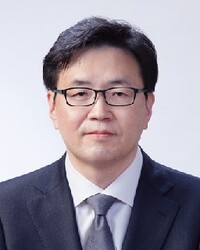 육성권 공정위 조사관리관.