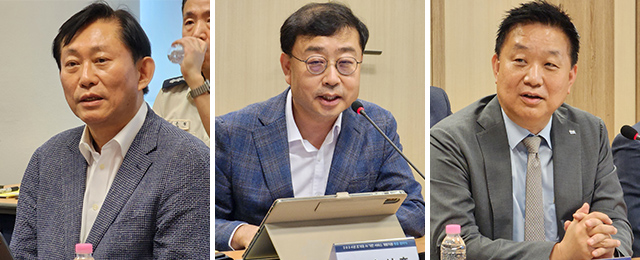 (왼쪽부터) 고진 디플정위 위원장, 송상훈 과기부 정보통신정책실장, 황종성 NIA 원장. 박광하 기자