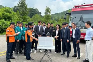 민주당 을지로위원회, 화성 아리셀공장 화재 현장 방문